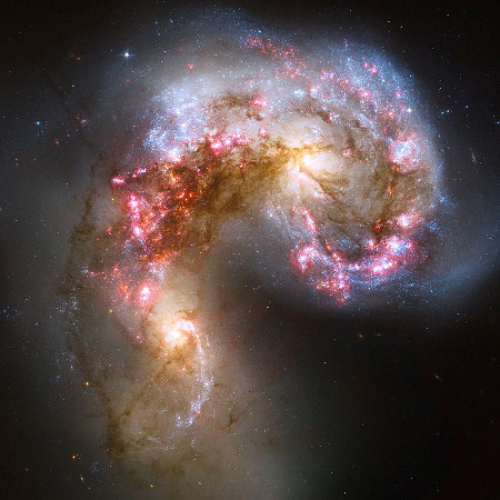 Galaxie des Antennes (collision)